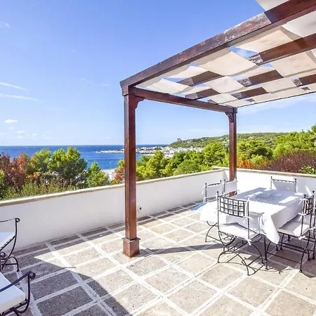Holiday home 2 Bedroom Gorgeous In