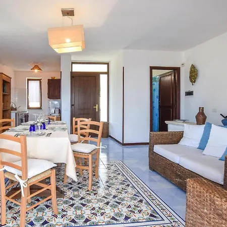 Holiday home 2 Bedroom Gorgeous In Nardo