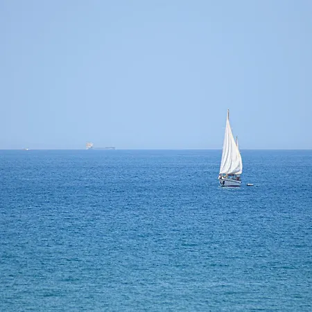 2 Bedroom Gorgeous In Holiday home